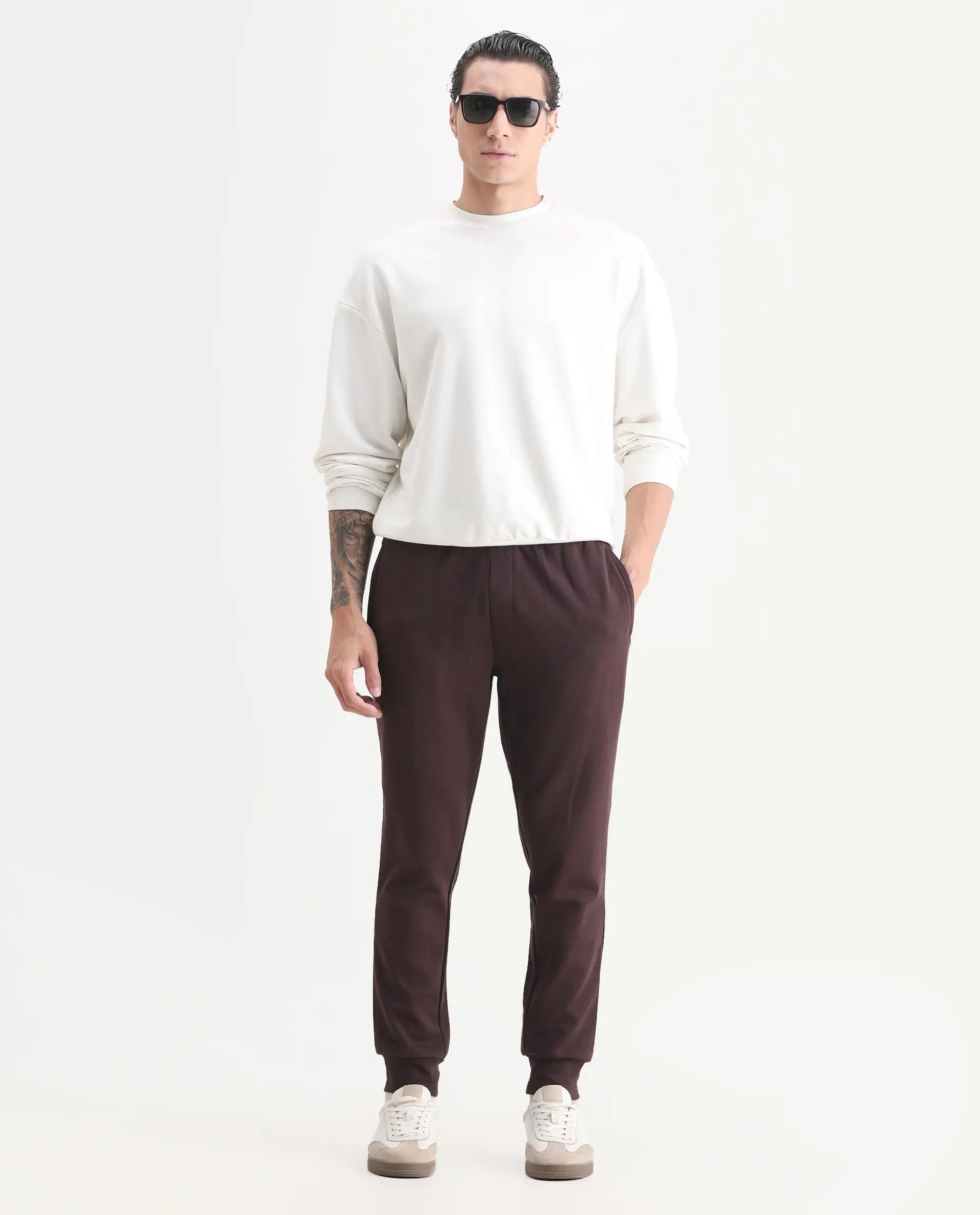 Rare Rabbit Men's Elo Maroon Cotton Plain Regular Fit Joggers