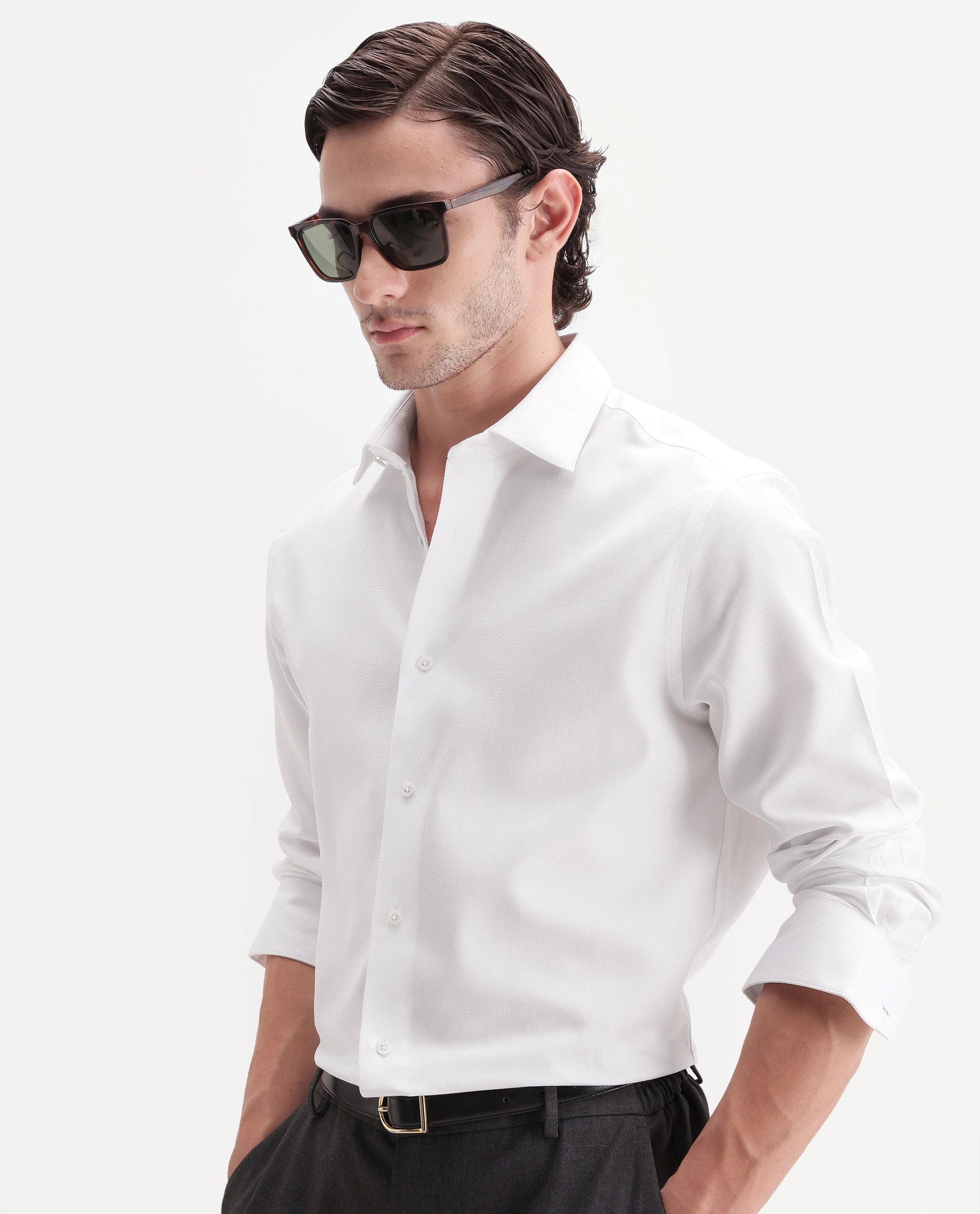 Rare Rabbit Men's Omega Primary White Cotton Spread Collar Regular Plain Shirt