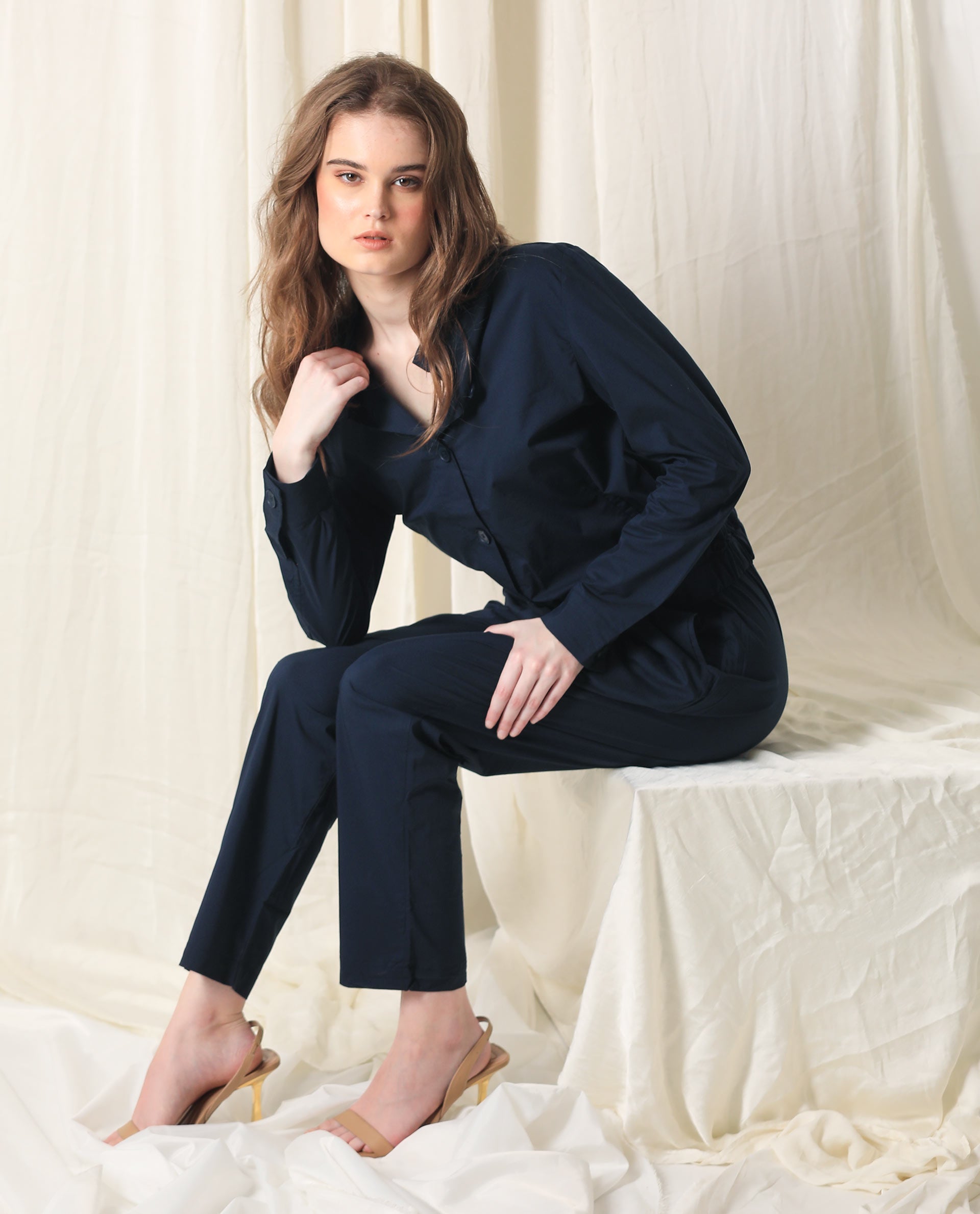 Rareism Women's Juven Navy Polyester Blend Plain Ankle Length Tapered Trouser